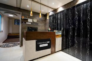 townhouse oak gravity inn