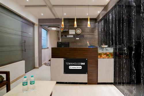 Townhouse Oak Gravity Inn,,3 star