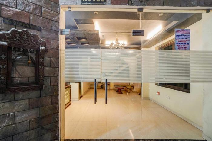 townhouse oak sikar road jaipur