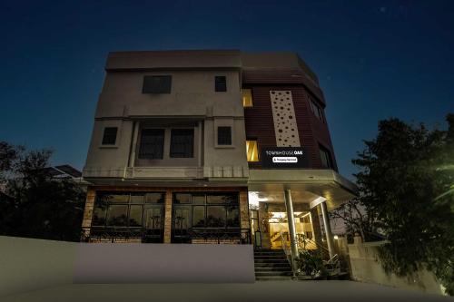 townhouse oak sikar road jaipur