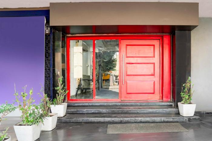 townhouse oak dosar vaishya square metro station