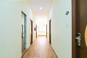 townhouse oak visakhapatnam vishwanadh sports club