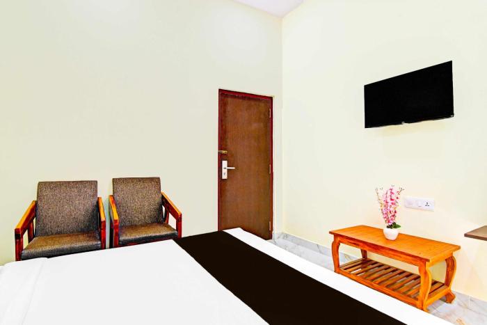 townhouse oak visakhapatnam vishwanadh sports club