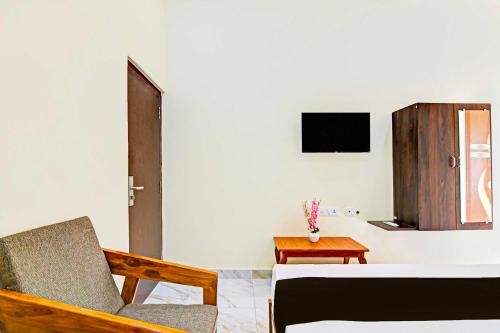 townhouse oak visakhapatnam vishwanadh sports club