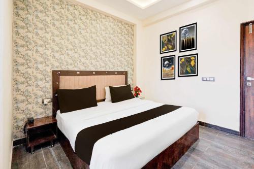Hotel O Sector 108 Noida,,4 star