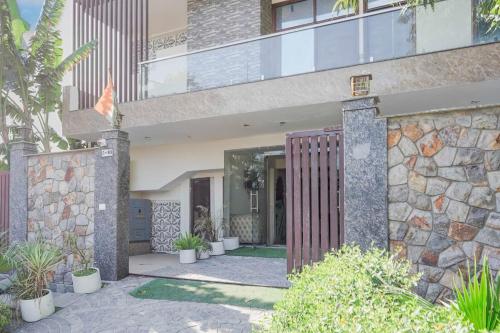 hotel o sector 108 noida