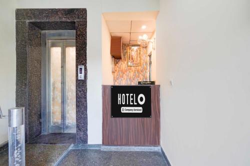 Hotel O Sector 108 Noida,,4 star