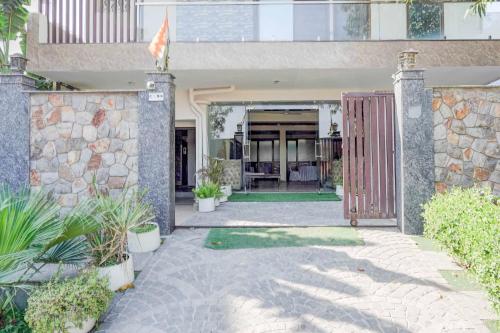 hotel o sector 108 noida
