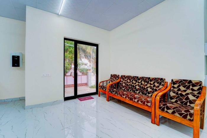 hotel o coimbatore peelamedu railway station