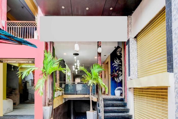 hotel o nampally metro station hyderabad
