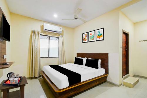 Hotel O Nampally Metro Station Hyderabad,Plot Number 4-1-834/A/1,M-51 Sadarpur Noida Sec 45 Near By Balaji Mandir,4 star