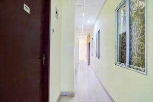 Hotel O Assam State Zoo & Botanical Garden,Dag Number 2398,Ettumanoor Ernakulam Road, Chambakkara, Petta, Thrippunithura, Kanayannur, Ernakulam District,4 star