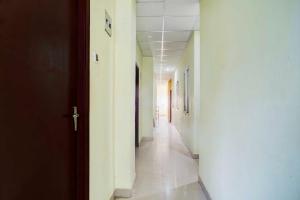 Hotel O Assam State Zoo & Botanical Garden,Dag Number 2398,Ettumanoor Ernakulam Road, Chambakkara, Petta, Thrippunithura, Kanayannur, Ernakulam District,4 star