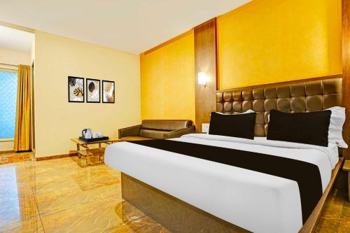 Hotel O Nagpur Yashwant Stadium,House Number 403, Near Yashwant Stadium, Nagjibhai Town, Sitabuladi, Nagpur,4 star