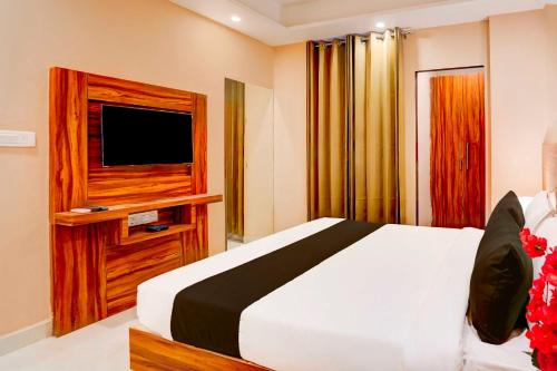 townhouse oak alwar nehru garden