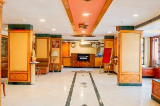 townhouse oak jaipur arya square shopping mall