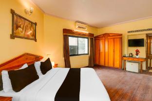 townhouse oak jaipur arya square shopping mall