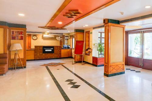 townhouse oak jaipur arya square shopping mall
