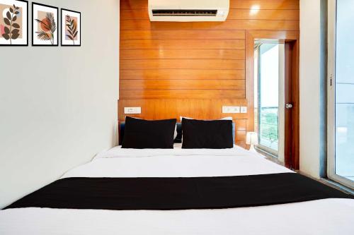 hotel o international airport ahmedabad