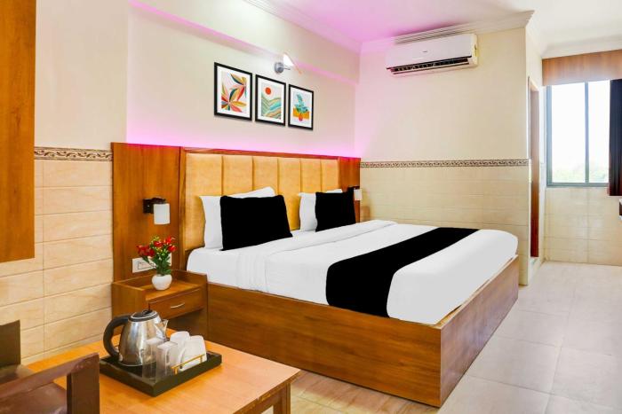 hotel o ambawadi bus terminal near ahmedabad airport