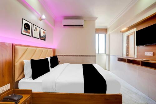 hotel o ambawadi bus terminal near ahmedabad airport