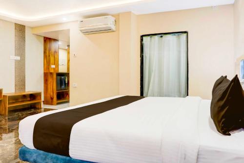 super townhouse oak dhanbad central near golf ground