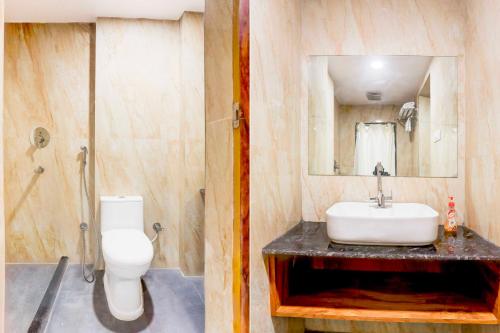 super townhouse oak dhanbad central near golf ground