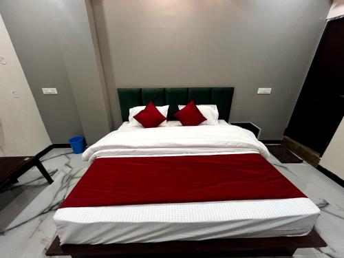 hotel aashirwad