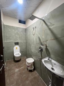 hotel aashirwad