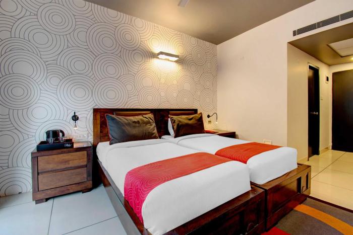 hotel o halsuru metro station bangalore