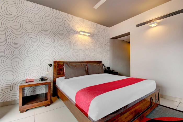 hotel o halsuru metro station bangalore