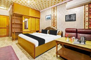 collection o residency road srinagar