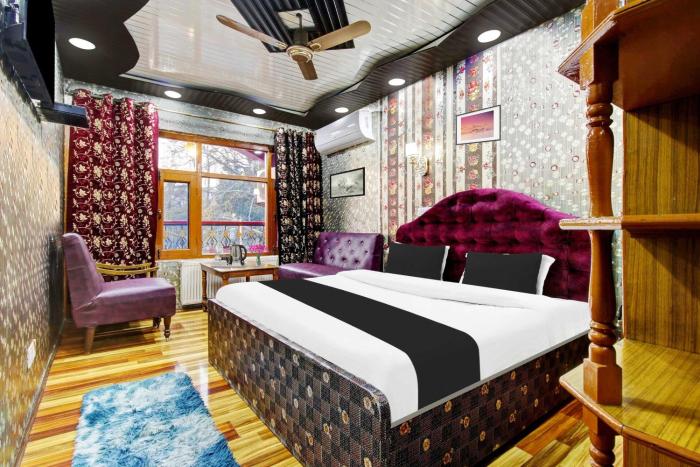 collection o residency road srinagar