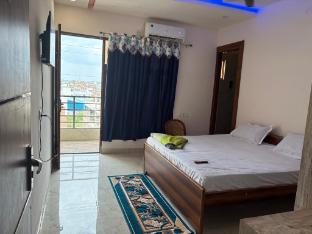 hotel swastik inn