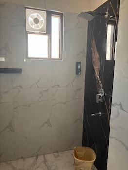 Hotel Swastik Inn,,3 star