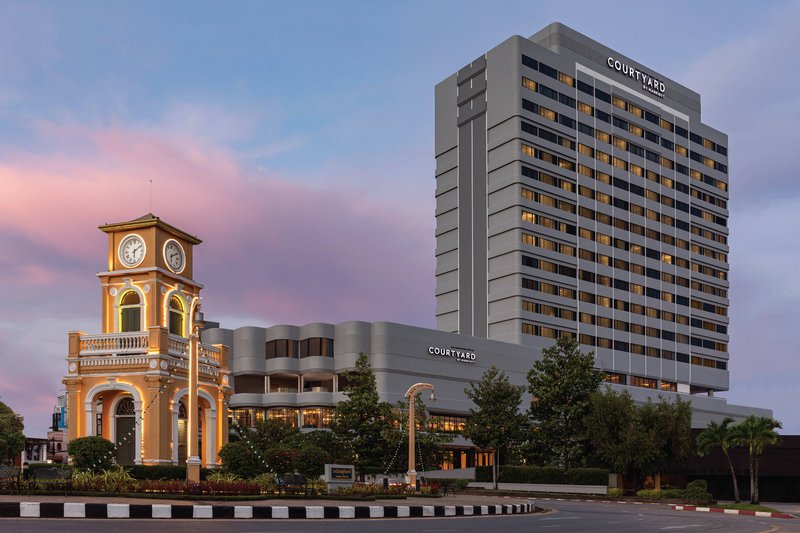courtyard by marriott phuket town
