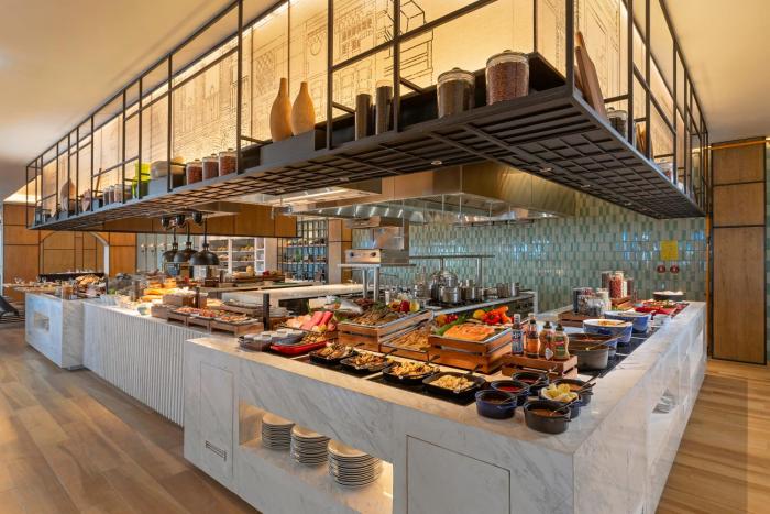 courtyard by marriott phuket town