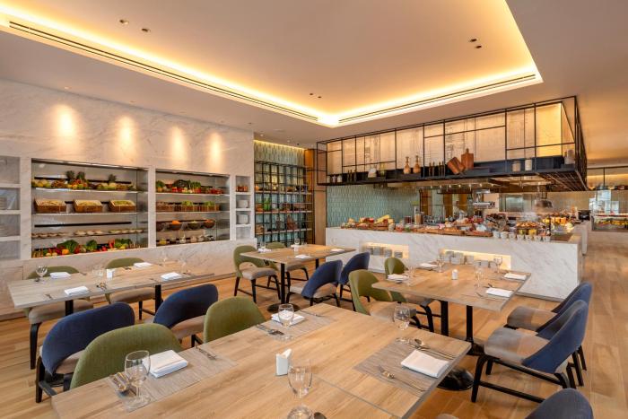 courtyard by marriott phuket town