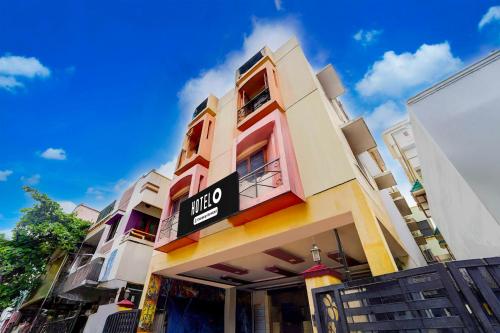 hotel o gandhipuram central bus stand