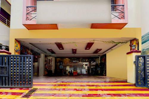 hotel o gandhipuram central bus stand