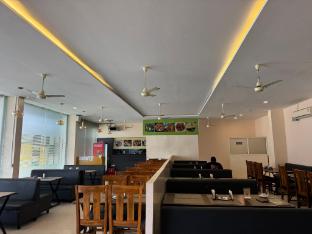 hotel mint park