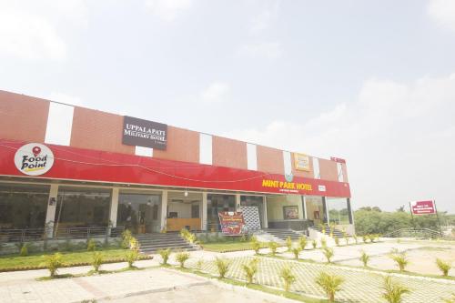 hotel mint park