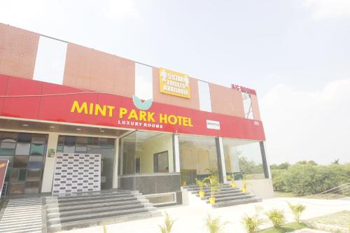 hotel mint park