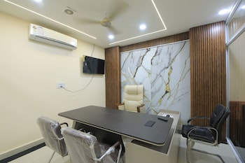 ganga inn by yatrimap