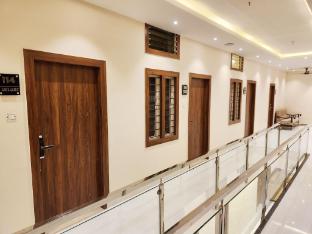 srinivasa royal stay