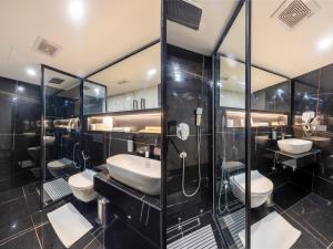 hotel limon sector 45 gurgaon