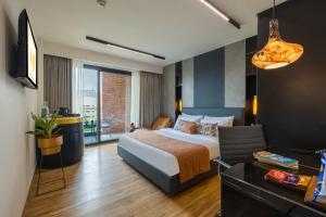 hotel limon sector 45 gurgaon