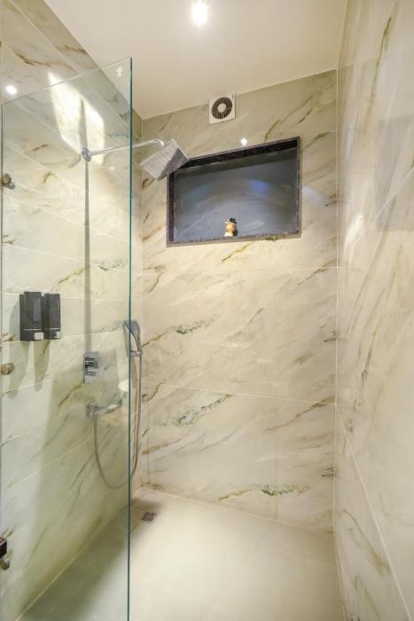 hotel comfort court