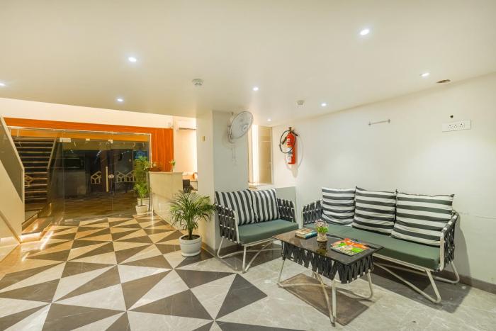 hotel comfort court