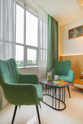 hotel comfort court